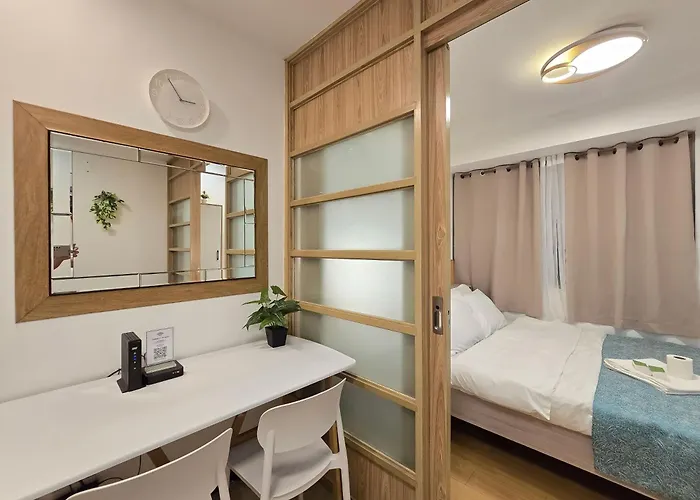 Citispace 1br Condotel At Ridgewood Towers Near Bgc Airport #rw13a Apartment Manila