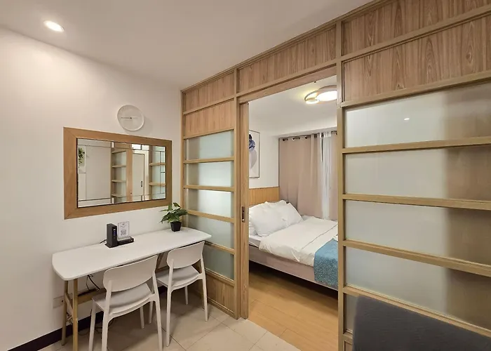Citispace 1br Condotel At Ridgewood Towers Near Bgc Airport #rw13a